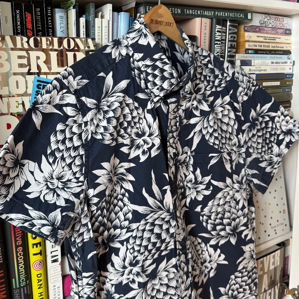 J. Crew | S | Slim S/S Button Down Shirt - Picture 1 of 10